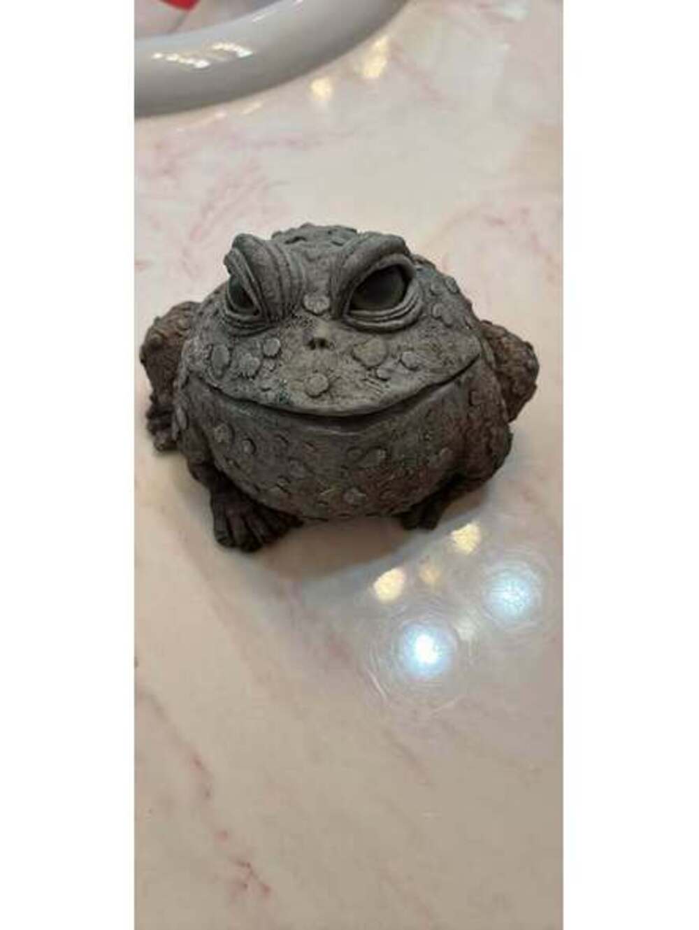 Stone-Look Decorative Toad Figurine
